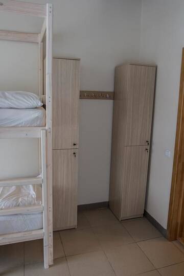 Фото номера Кровать в общем 6-местном номере Хостелы Hostel GOSteam г. Гродно 7