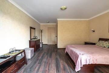 Фото номера Cемейный номер с собственной ванной комнатой Апарт-отели Vinograd Hotel г. Гродно 6