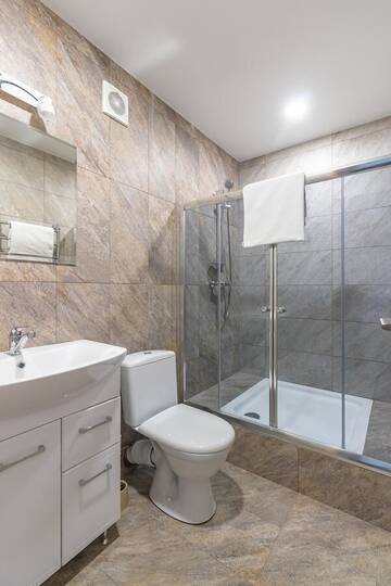Фото номера Семейный номер с ванной Апарт-отели Vinograd Hotel г. Гродно 7
