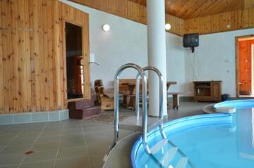 Фото номера Коттедж с 6 спальнями Дома для отпуска Cottage with sauna and pool г. Гродно 74