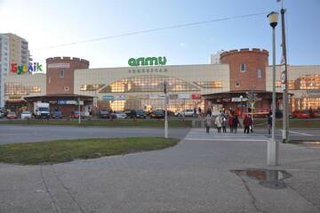 Фото номера Апартаменты с 3 спальнями Апартаменты Comfort Apartments - Large Family Suite г. Гродно 18