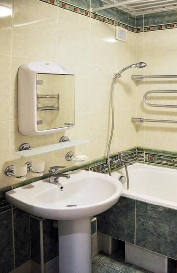 Фото номера Апартаменты с 3 спальнями Апартаменты Comfort Apartments - Large Family Suite г. Гродно 28