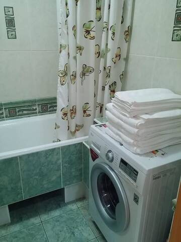 Фото номера Апартаменты с 3 спальнями Апартаменты Comfort Apartments - Large Family Suite г. Гродно 25