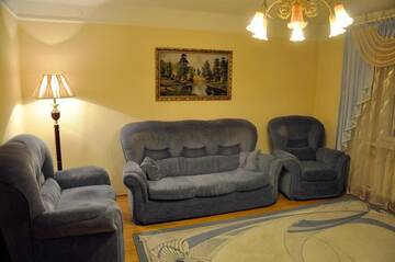 Фото номера Апартаменты с 3 спальнями Апартаменты Comfort Apartments - Large Family Suite г. Гродно 34